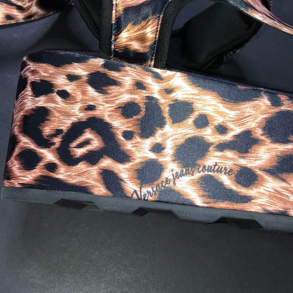 NWT Versace Jeans couture leopard print platform sandals size 8 - Picture 9 of 11